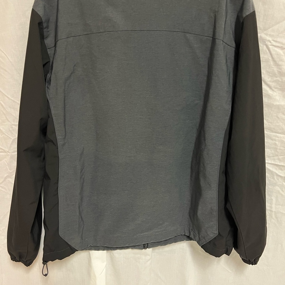 New Balance Jacket - Picture 7 of 10